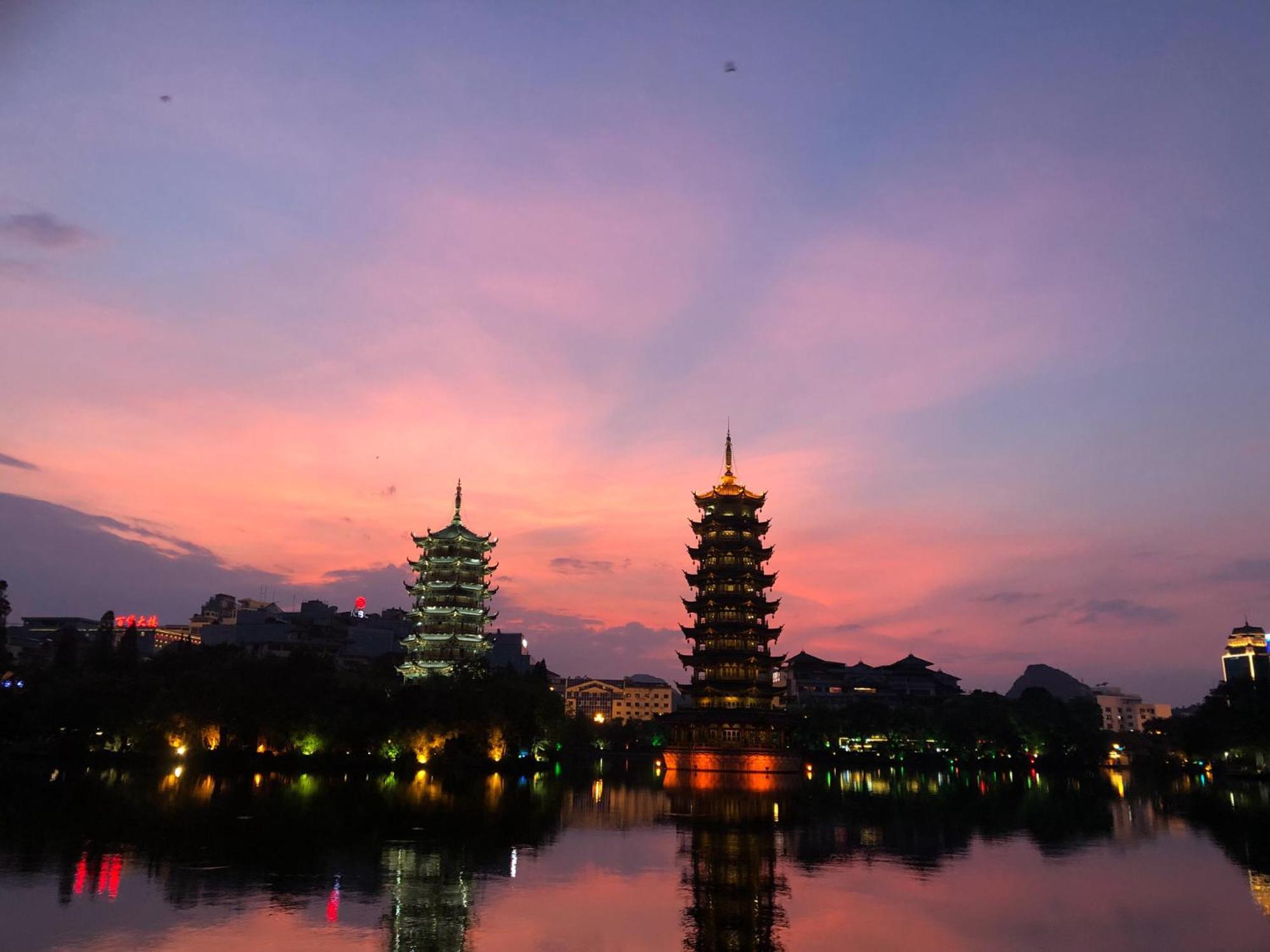 Guilin Bonjour Boutique Hotel- Free Pick Up Service Over 3 Nights Exterior photo