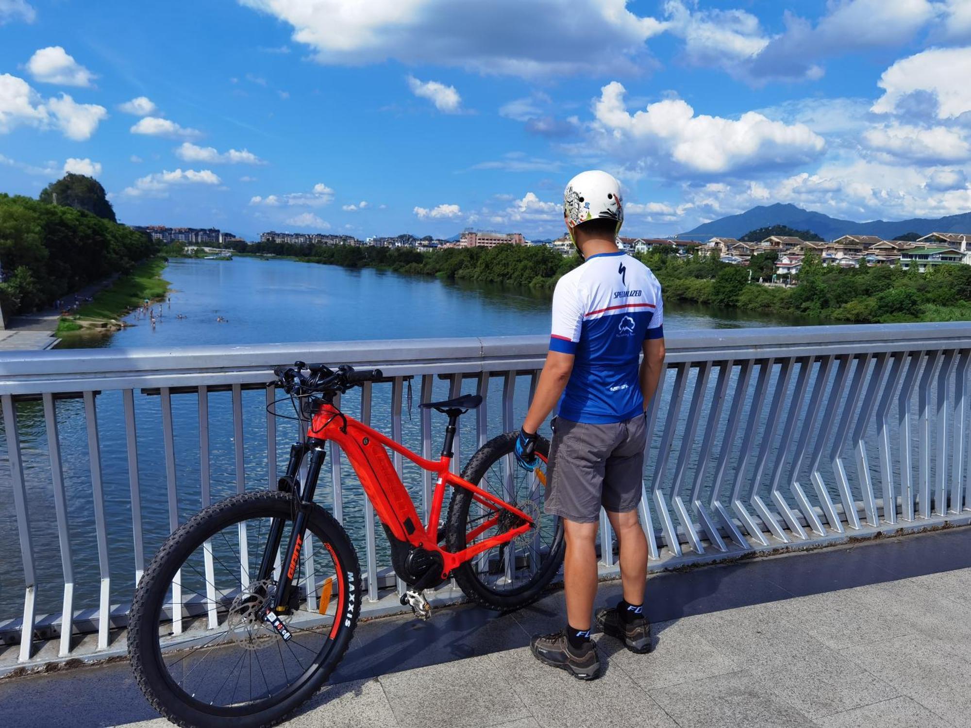 Guilin Bonjour Boutique Hotel- Free Pick Up Service Over 3 Nights Exterior photo