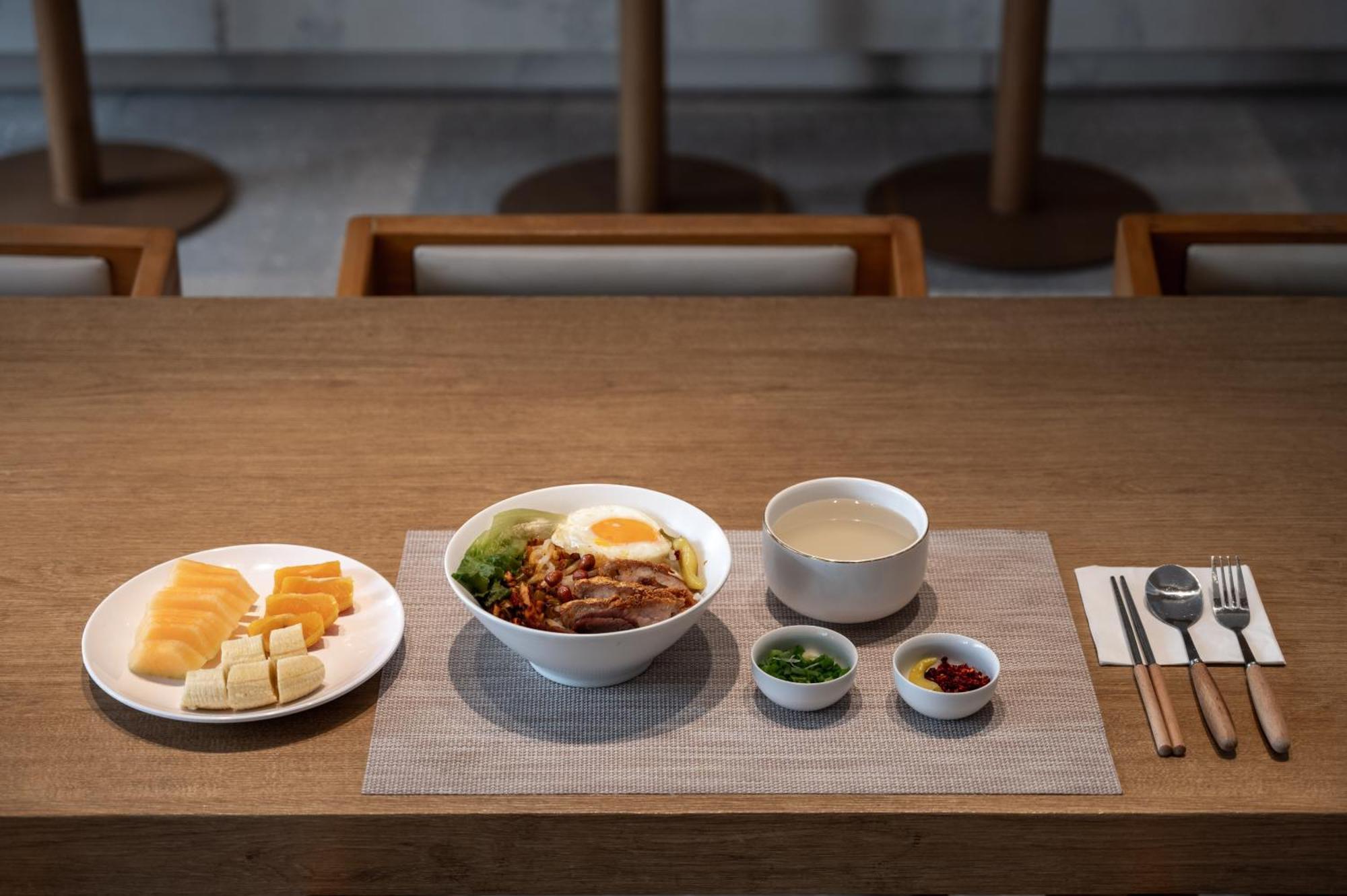 Guilin Bonjour Boutique Hotel- Free Pick Up Service Over 3 Nights Exterior photo
